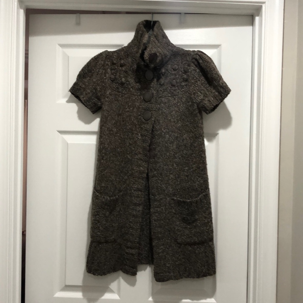 Women’s Brown Kensie Turtle Neck Partial Button Up Short Sleeved Vest Sz S